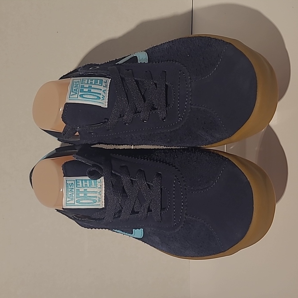 Womens/Mens Vans Sport Low Cut Sneakers